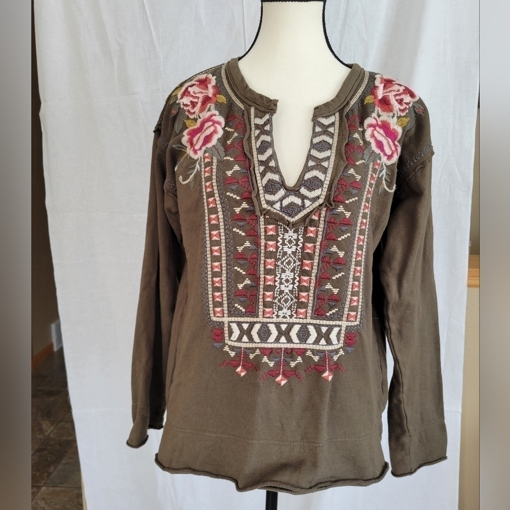Johnny Was army green Issoria floral embroidered French Terry sweater S